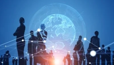 كيف يخفف الذكاء الاصطناعي عبء العمل في أبرز المهن