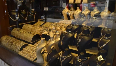 أسعار الذهب في سوريا تسجل تراجعًا واضحًا