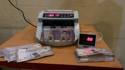 انتشار عدادات النقود في المحال التجارية بسبب ارتفاع الأسعار وانخفاض قيمة الليرة السورية