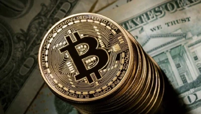 البيتكوين تسـجل ارتفـاعاً تاريـخياً جديـداً متجـاوزة 81 ألـف دولار