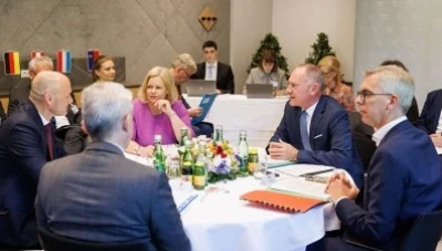 وزراء داخلية دول ألمانية يعلنون دعمهم لتسريع ترحيل المدانين والعودة الطوعية للاجئين السوريين