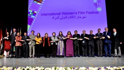 الثقافة تكرم سفراء أجانب وعرب في دمشق