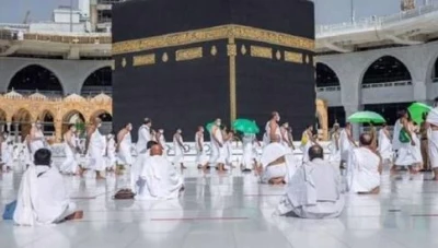 السعودية تعلن عن ضوابط سفر الإفطار في المسجد الحرام