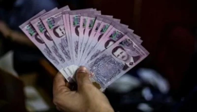 انخفاض متواصل تسجله الليرة السورية عند افتتاح يوم الأحد