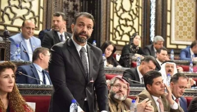 النائب الجعفري : الحكومة تعيش بإنفصال عن الواقع من خلال الرواتب التي تمنحها