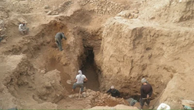 عمال بناء يعثرون على لقى أثرية في سوريا