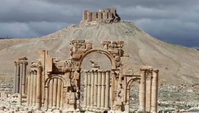 فنان هولندي يروج للآثار السورية في العالم