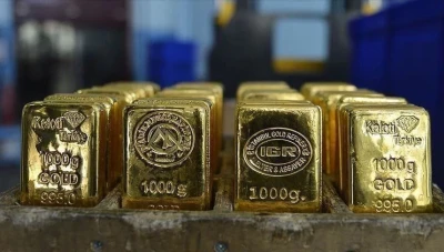 الذهب يبلغ أعلى مستوى له