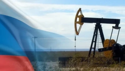 روسيا تتخلى عن بيع نفطها بالدولار