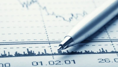 أوروبا تتألم وتعاقب نفسها