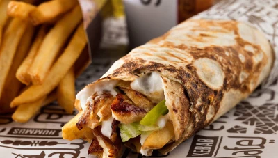 سندويشة الشاورما تتجاوز التسعيرة التموينية