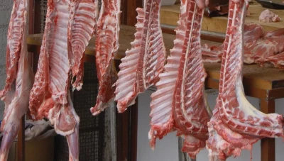 عظـ.ـام الذ.بـ.ـائح باتت بديلاً عن اللحـ.ـوم