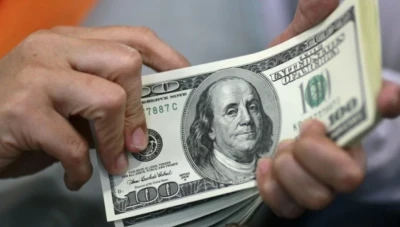 رسمياً دولتان تودعان الدولار