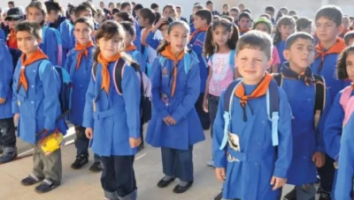 وزارة التربية تقدم وجبة غذائية للطلاب