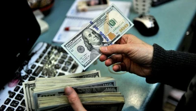 المركزي السوري يتخد قراراً هاماً بعد وصول الدولار لأعلى مستوى تاريخي أمام الليرة السورية