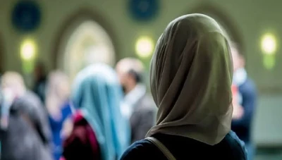 حظر الحجاب والمعتقدات الدينية في مقرات العمل