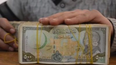 سعر صرف الليرة السورية والذهب امام بعض العملات في أسواق دمشق وحلب