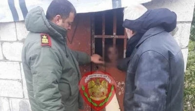 اللاذقية... شرطة النظام تحرر طفل سجنه والداه!