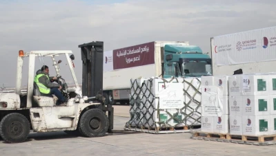 مساعدات جديدة لسوريا: قطر وبريطانيا تعلنان تمويلاً لدعم التعليم والصحة والاستقرار