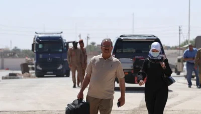 إعادة افتتاح معبر البوكمال بين سوريا والعراق أمام حركة الشاحنات والمسافرين