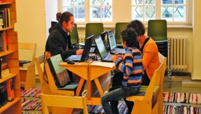 «التفاعل الثقافي» يعبر بلاجئين سوريين إلى قلوب الألمان