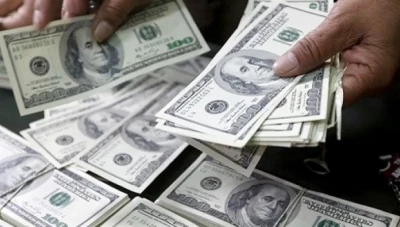 انخفاض سعر صرف الليرة السورية في دمشق وحلب امام العملات الاجنبية 26/12/2019