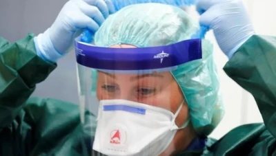 بالتفاصيل.. ما سر حوادث سقوط أطباء روس من نوافذ المستشفيات؟