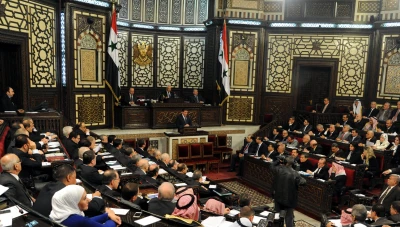 عضو في مجلس الشعب يهـاجم الحكومة ويتحداها