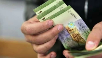 انخفاض متواصل تسجله الليرة السورية الآن