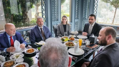 الحكومة السورية تبحث مع البنك الدولي آليات دعم الاقتصاد وتجاوز آثار العقوبات