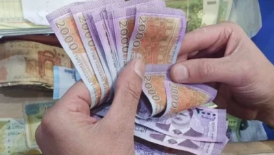 انخفاض شهدته الليرة السورية في افتتاح يوم السبت 8/8/2020