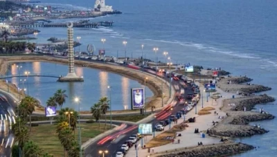 "واتساب" يحرم معلمة سعودية من راتب شهرين