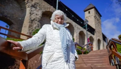 معمرة ألمانية تخوض الانتخابات وعمرها 100 عام