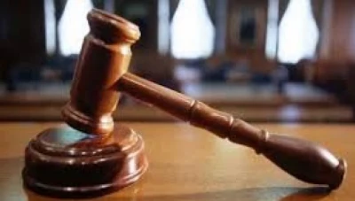 في زمن الكورونا ... قاضية تحقق مع شاب سوري عبر “الواتساب”