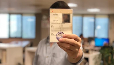 تستعد تركيا لإصدار بطاقات حماية مؤقتة جديدة للسوريين، مع مناقشة اقتراحات من بينها "الكرت الأزرق"