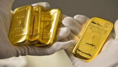 الذهب يصعد قرب أعلى مستوى في 8 سنوات مع تنامي المخاوف بشأن موجة ثانية لكورونا