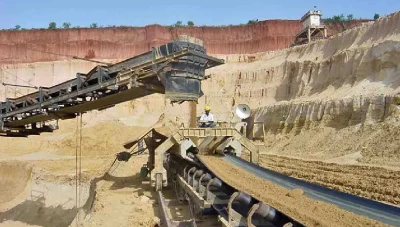 وزارة النفط السورية تطرح مزايدة ضخمة لبيع 175 ألف طن فوسفات.. ومناقصات جديدة لتعزيز الإنتاج في تدمر!