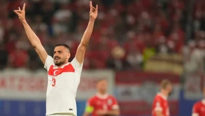 فضيحة جديدة للاعب المنتخب التركي