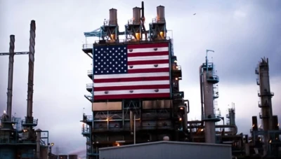 الخام الأمريكي يهوي لأدنى مستوى في 18 عاما