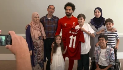 (شاهد) محمد صلاح يحقق حلم طفل سوري
