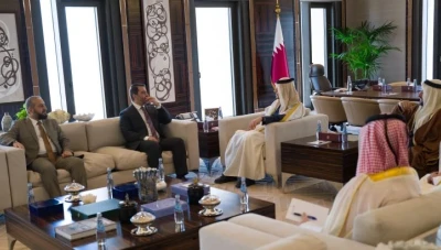 قطر تسـعى لدعـم رواتـب موظـفي القـطاع العام في سوريا