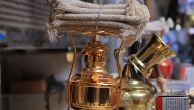 ارتـفاع تـكاليـف التدفـئـة يدفـع السوريين للاعـتمـاد على حلـول بديـ.ـلة ومكـ.ـلفة