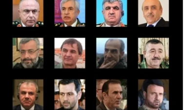 أعـ.ـوان الأسد الهـ.ـاربون: يشربون الويسـ.ـكي ويلعبون الورق