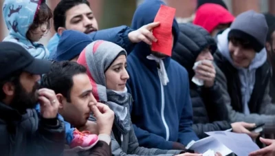 فيلـدرز يدعـو الحكومة الهولندية لتعـزيـز العـلاقـات مع دمشق لتسـهيل إعـادة اللاجئين السوريين