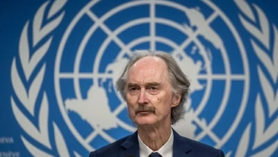 بيدرسن يحذر من تصعيد خطير في سوريا ويدعو لحماية المدنيين ووقف الغارات الجوية