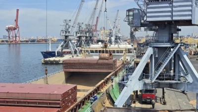 ديون ضخمة.. مصادر روسية تكشف تفاصيل تزويد سوريا بشحنة قمح لمرة واحدة فقط