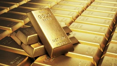 تراجع أسعار الذهب عالمياً تحت ضغط الدولار وارتفاع تكاليف الطاقة