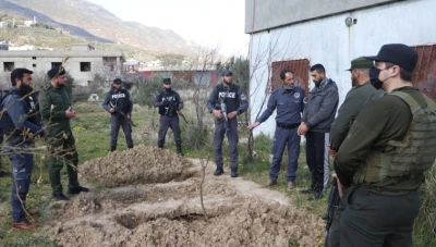 جريمة مروعة تهز مدينة مصياف في حماة: شاب يقتل عائلته ذبحًا