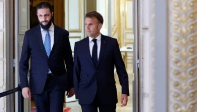الاتحاد الأوروبي يرحب بموقف ماكرون الداعم لتخفيف العقوبات عن سوريا ومشاورات مستمرة