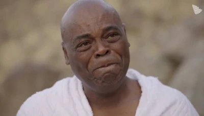 بالفيديو.. القسيس إبراهيم ريتشموند الذي دخل الإسلام بسبب حلم وتبعه الآلاف من جماعته